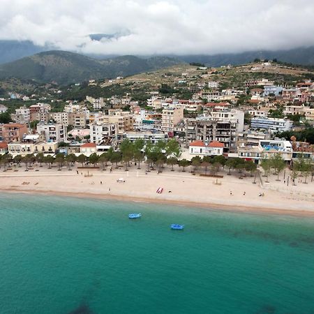 Mema Rooms Himare Esterno foto