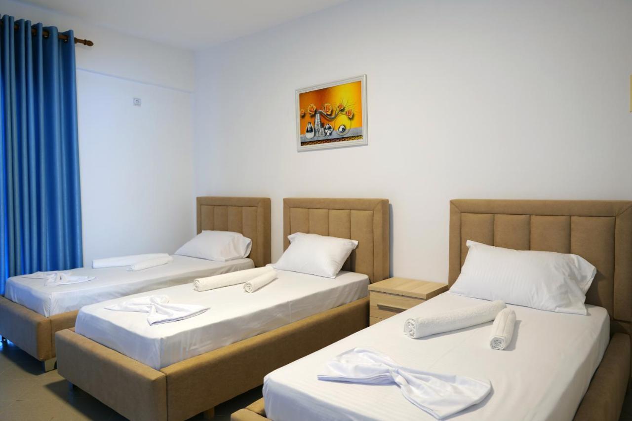 Mema Rooms Himare Esterno foto