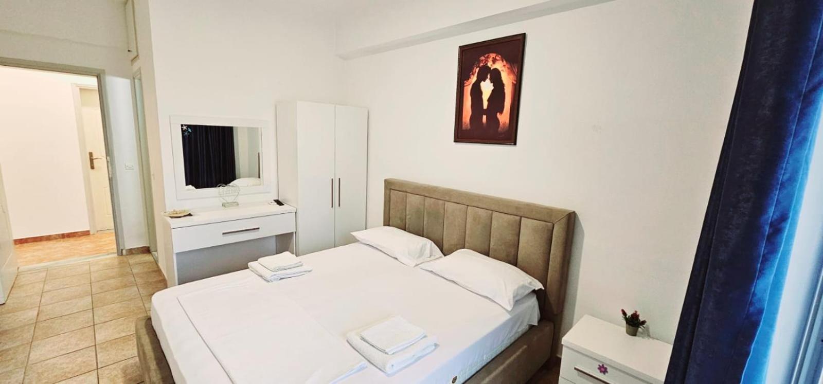 Mema Rooms Himare Esterno foto